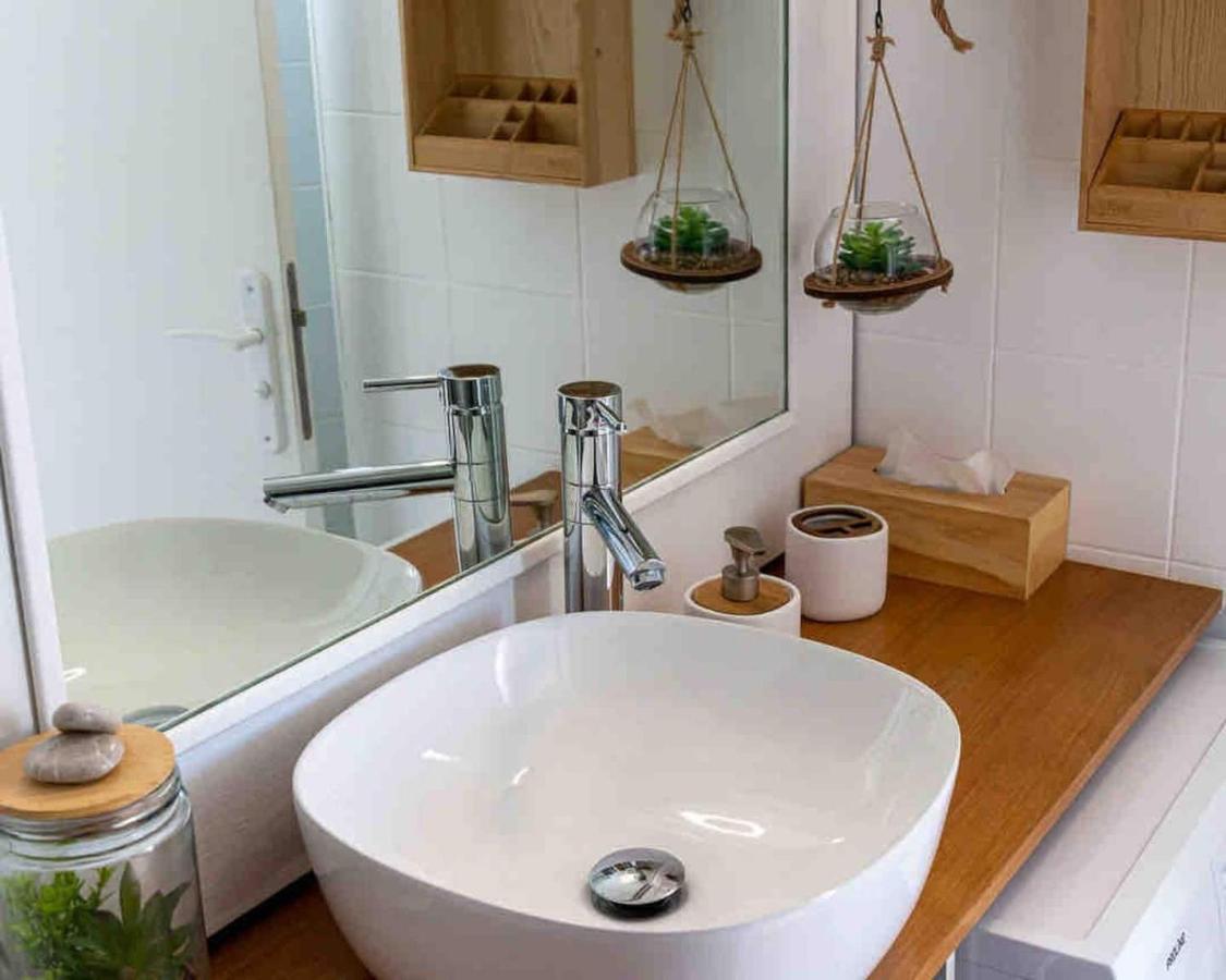 Apartament Kazao Manganao Avec Cuve Saint-Francois  Zewnętrze zdjęcie